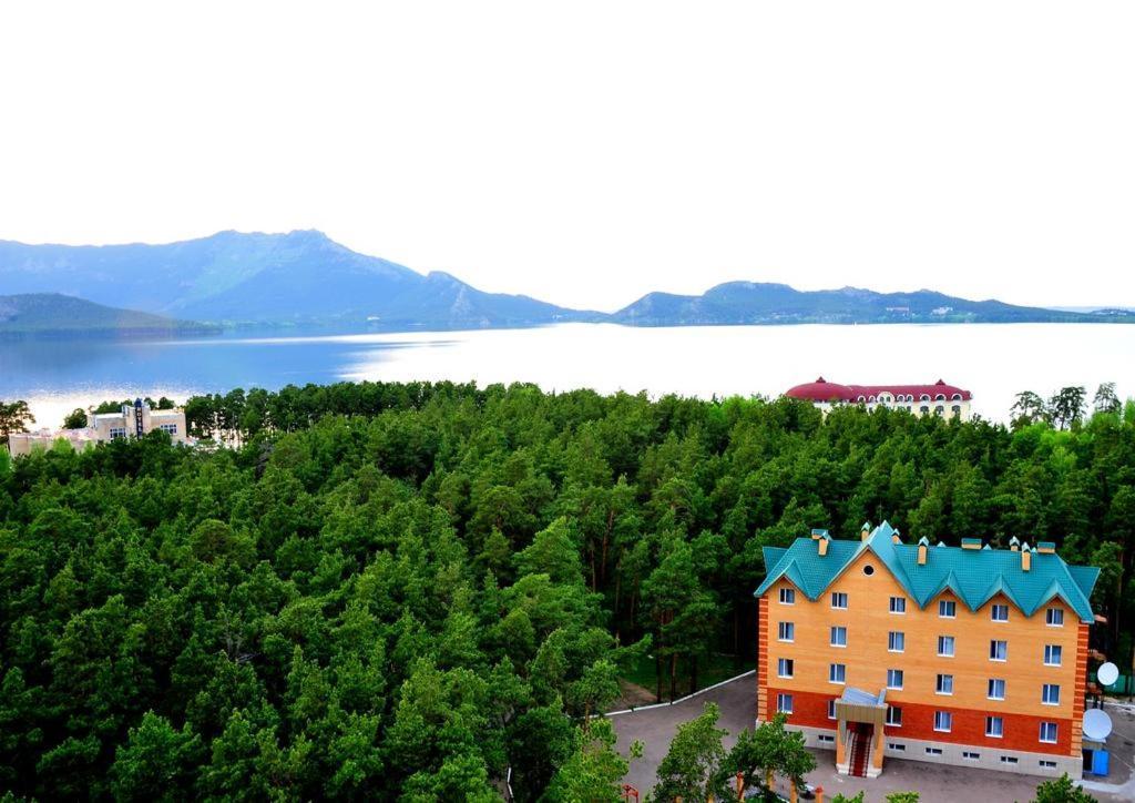 Hotel Nurlytau Borovoe Exterior photo
